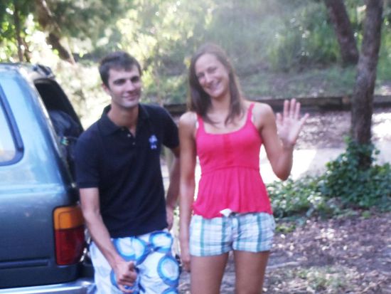 Salome et Fred genossen die nasse Nacht unter unserer Tobiblache mit uns. Bon voyage mates!!