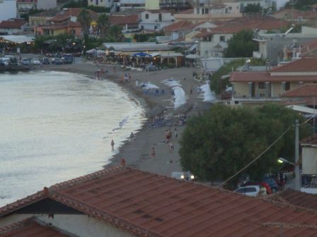 Finkada von oben mit den vielen Strandbars
