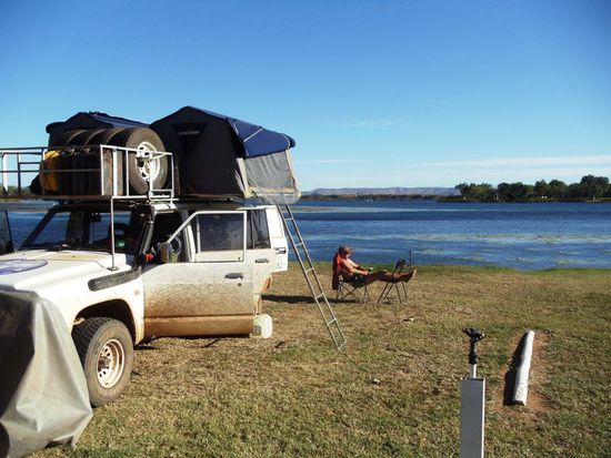In Kununurra fanden wir ein idyllisches Plätzchen an einem See