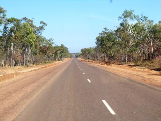 Wunderschöne und gerade Strasse