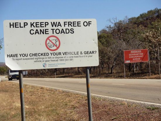 Hinweisschild vor der Grenze