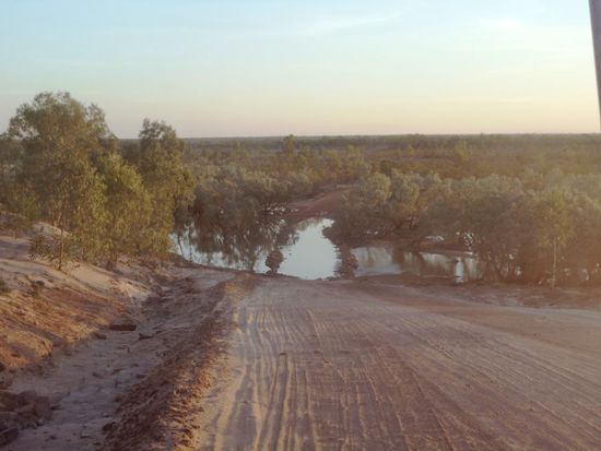 Nach dem Radwechsel wurde es schnell Dunkel und ich entschied mich für einen Campingplatz, welcher 20 Km entfernt ist.