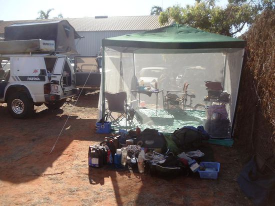 Sonntag Morgen um acht Uhr. Wenn das alles gereinigt ist, bin ich zufrieden und gemütlich eingerichtet