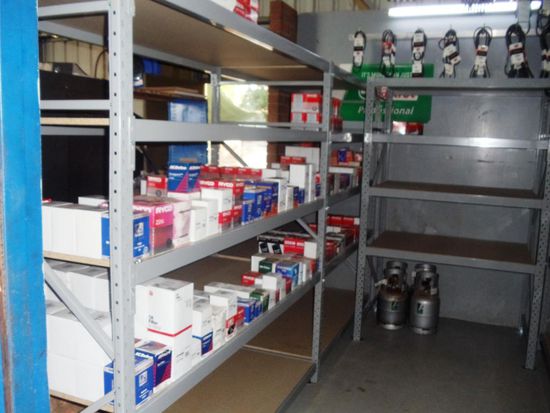 Der erste Teil ist getan. Alle Oelfilter sind gezügelt.