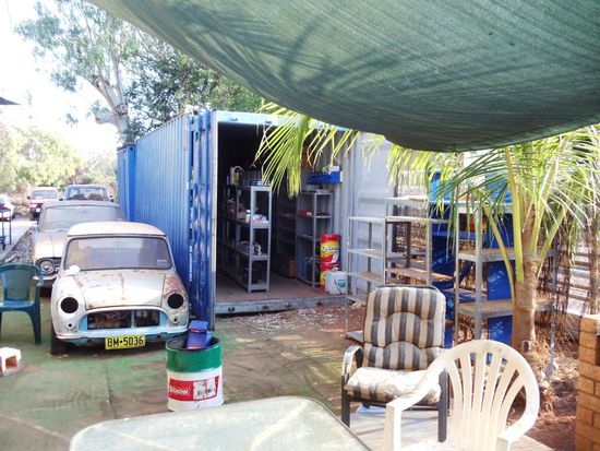 Ersatzteillager Nummero zwei; der Container