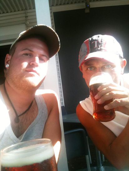 Schnappschuss von unserer Kulturtour durch Broome. James Squire, Prost.