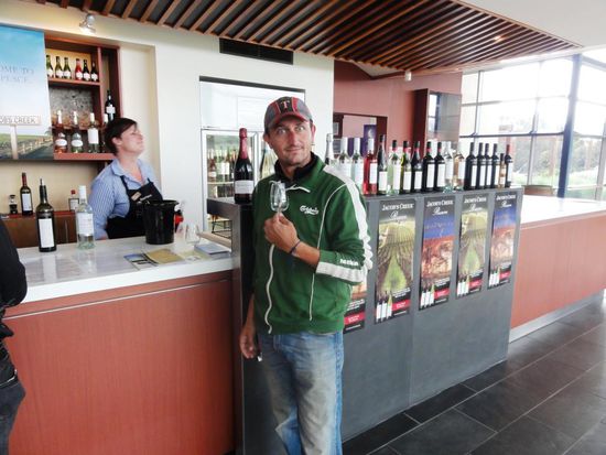 Danach kam der Innenrundgang dran. Hat uns sehr gefallen und wir konnten von jedem Wein mehr oder weniger probieren