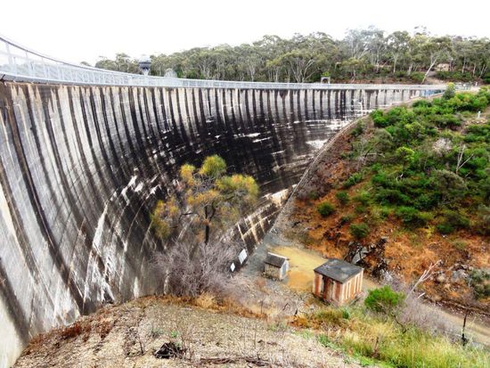 Whispering Wall am Barossa Valley Reservoir