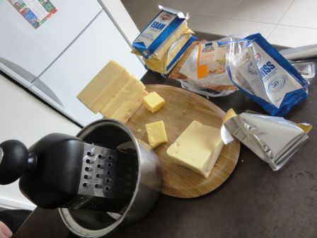 Das benötigt man in Australien für ein Schweizer Käsefondue