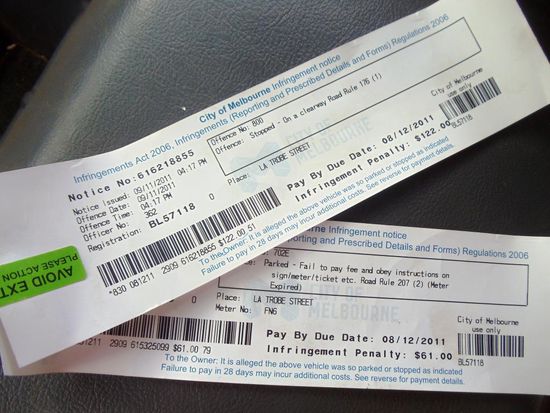 Das ist die Busse für das Falschparken, welches ich der Stadt Melbourne bezahlen musste...183 A$
