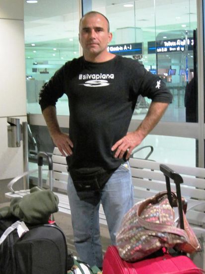 Dann war's soweit; Sonntag, 20. November 2011, 22.00 Uhr: Ankunft in Sydney von Heinz und..