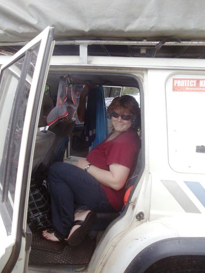 .. Bea sieht bequem aus..Man beachte die "Fongs" - für die Insider