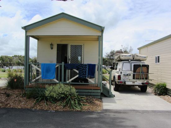 In Lennox Heads mieteten wir dieses Häuschen, da Sturm und Gewitter angesagt war