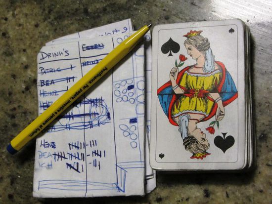 Ja, unser Kartenspiel werde ich vermissen - natürlich auch die Verlierer-runden...