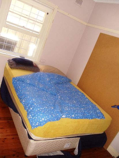 Ab heute habe ich mein Bett und mein Zimmer für mich allein - ein kleiner Trost...