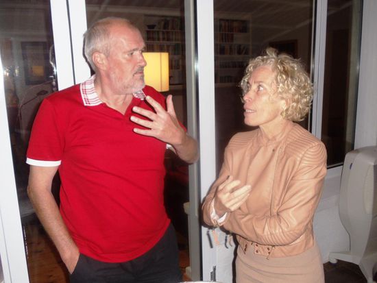 Hanspeter und Meredith im Gespräch. Ich denke, da wird eine neues, geschäftliches Netz gesponnen