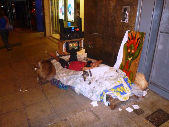 Ich weiss gar nicht, was ich dazu schreiben soll. Denke, das Bild sagt und gibt alles