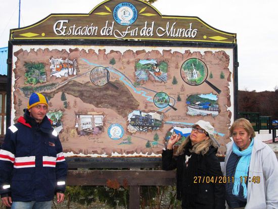 Ausflug in Ushuaia zum Bahnhof am Ende der Welt mit Carmen und Marita