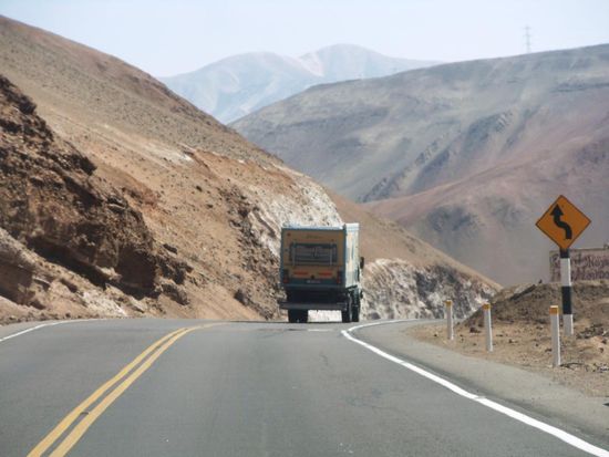 Immer schön hinter dem Unimog her