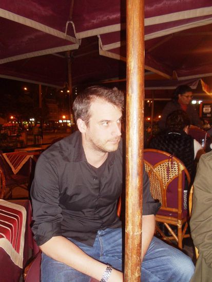 Daniel beobachtete das Geschehen von einem sicheren Platz aus - an der Stange..