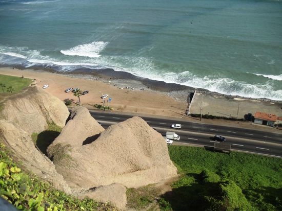 Ausblick auf den Strand und das Meer, drei Blocks von Valentinos Wohnung entfernt