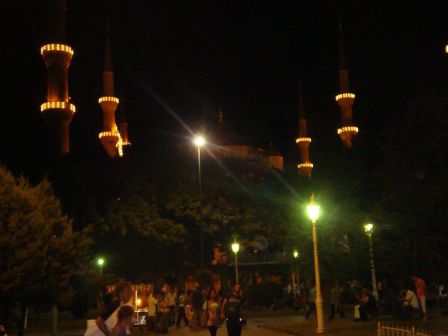 Blaue Moschee by night