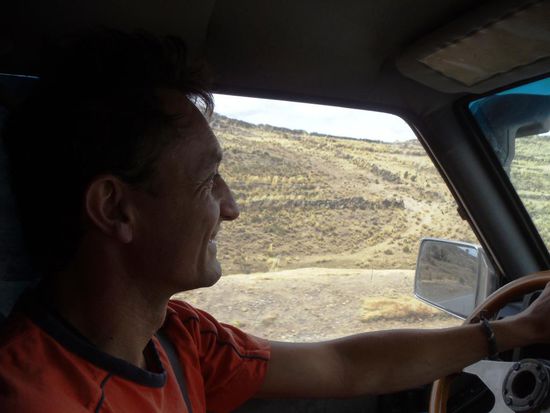 Den Verkehr durch Juliaca geschafft und voller Freude bereit für.....