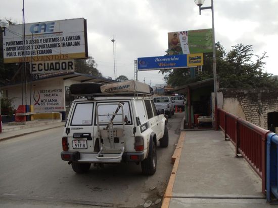 Mein Übernachtungsplatz auf der Zollbrücke zwischen Peru und Ecuador