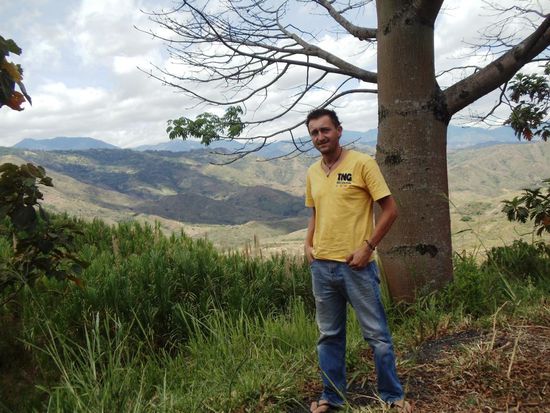 Mittagsrast in den Bergen mit Blick auf das Valle Cauca