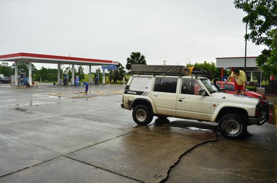 Vor der Abfahrt wird alles nochmals überprüft und festgezogen.