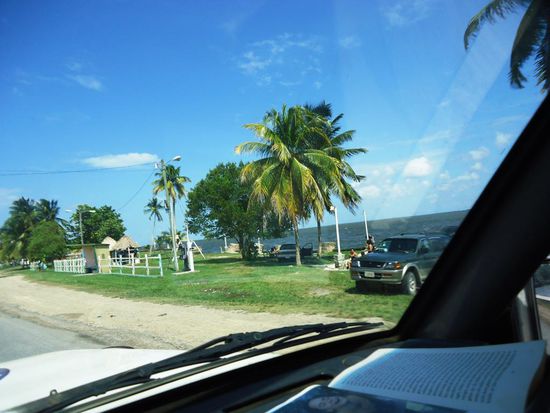 Belize; ein paar Kilometer vor der Grenze zu Mexiko
