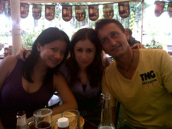 Rebecca und Chapis bei Bier und Mir in Puebla