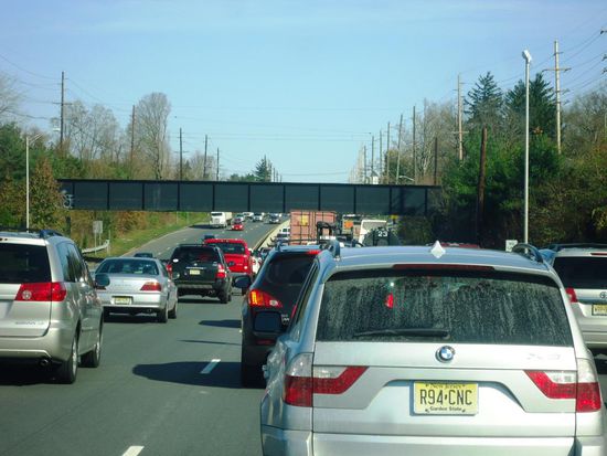 Der Verkehr wird immer wie dichter...