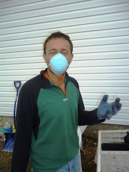 Gut ausgerüstet wird geputzt, gefegt und ausgemistet