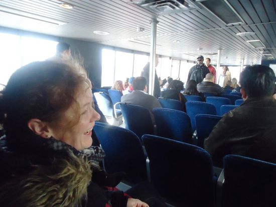 Umsteigen auf die Schnellfähre über den Hudson River