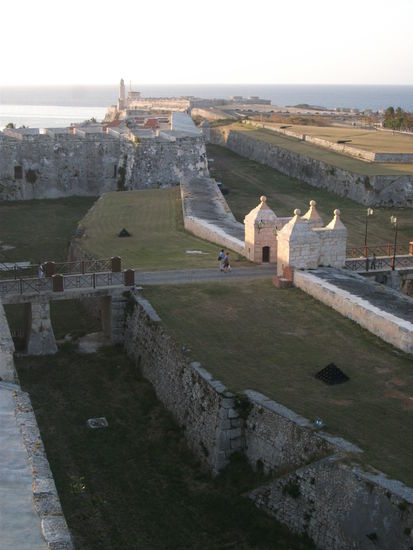 ungefaehr zum vorstellen, wie gross das gelaende der festung ist!!