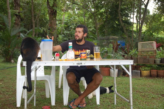 Um 12.00 gab`s Lunch... Google (im Bild links) war natuerlich auch am Start...