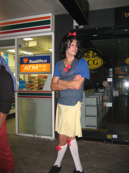 Schneewitchen natuerlich auch beim naechtlichen Ausflug mit am Start...