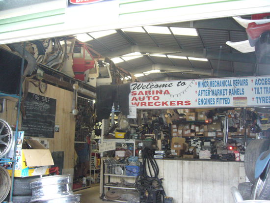 Car Wreckers. Ein Paradies wenn die Karre repariert werden muss und man kaum noch Kohle hat...