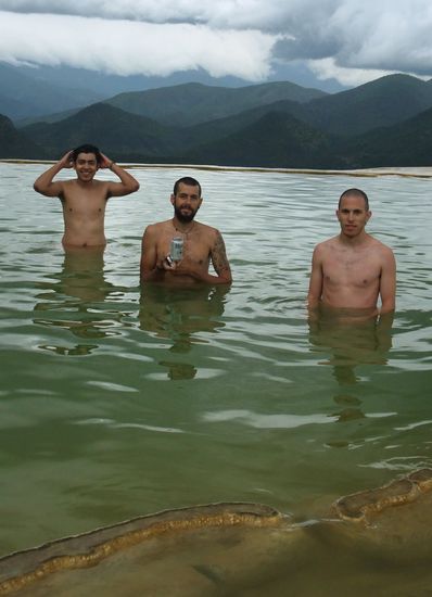 natuerlicher Pool auf der Spitze