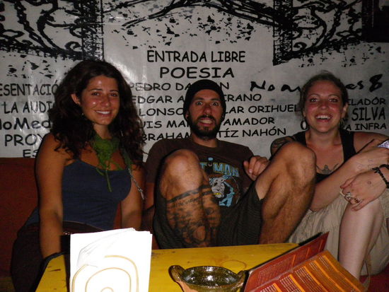 Nathalie, Sandi y Jennifer