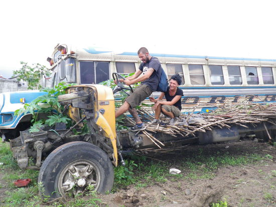 tried to put the pedal to the metal, aber die kiste ist festgefahren...