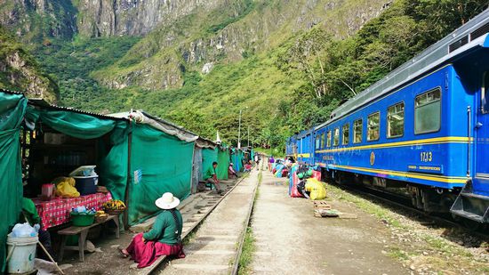 Die letzten zwei Stunden entlang der Bahnschienen