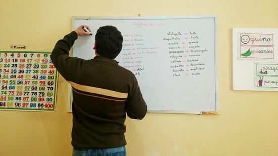 Simone im Unterricht