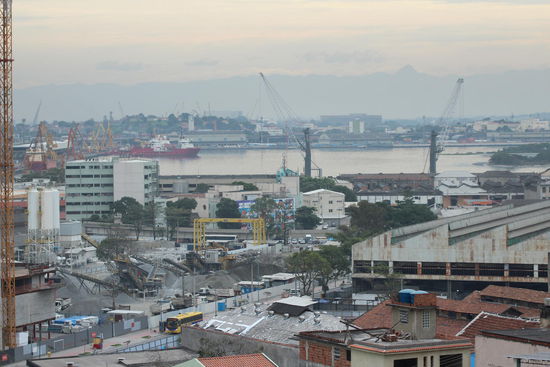dagegen der eher triste ausblick auf unserer hostelküche