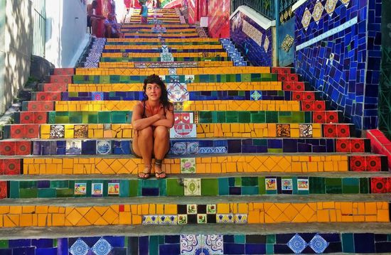 die bekannten treppen vom chilenischen Künstler Selaron