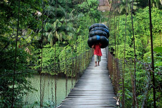 again: tubing everywhere