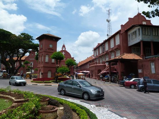 Melaka, das Stadthuis und der Uhrenturm