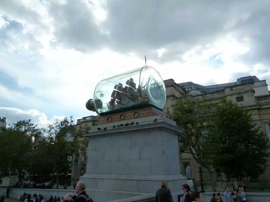 Das ist mal ein Buddelschiff (auch am Trafalgar Square)
