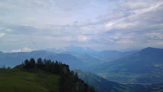 da ganz hinten ist er, der DACHSTEIN!